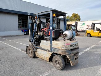 4-Rad Gabelstapler Komatsu FG25 T 11 E - 11