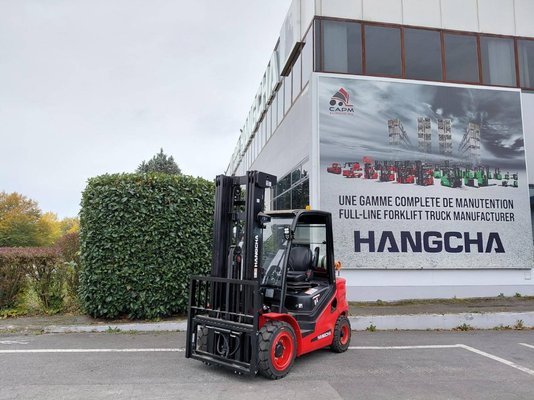 4-Rad Gabelstapler Hangcha XF30G-2 - 1