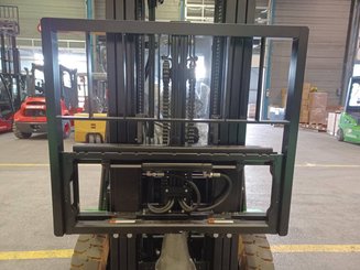 4-Rad Gabelstapler Hangcha XC25i
