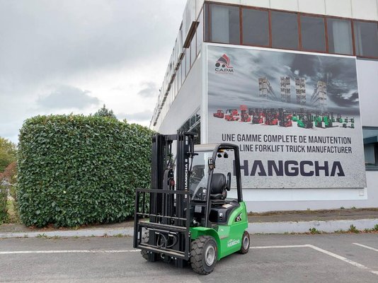 4-Rad Gabelstapler Hangcha XC25i - 1