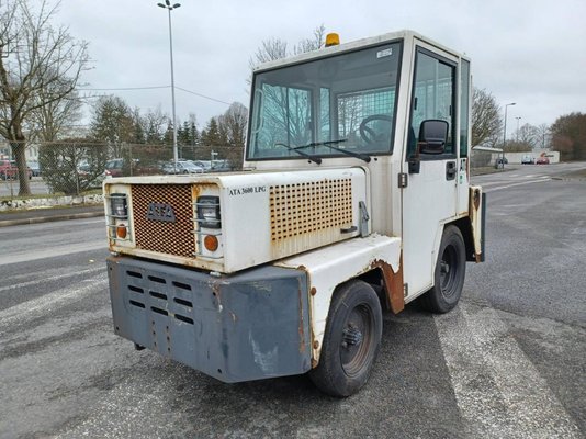 Schlepper ATA 3600LPG - 1