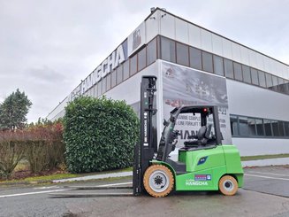 4-Rad Gabelstapler Hangcha AE30-I