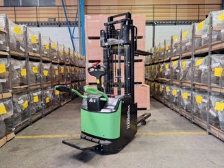 Gabelhochhubwagen mit klappbarer Plattform Hangcha CDD16-AC2S-LI