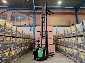 Gabelhochhubwagen mit klappbarer Plattform Hangcha CDD16-AC2S-LI