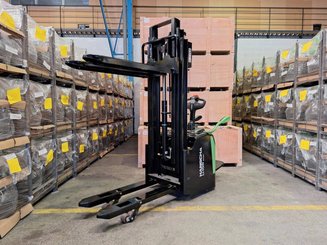 Gabelhochhubwagen mit klappbarer Plattform Hangcha CDD16-AC2S-LI