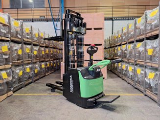 Gabelhochhubwagen mit klappbarer Plattform Hangcha CDD16-AC2S-LI