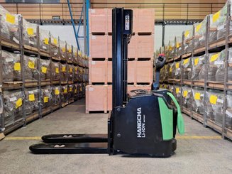 Gabelhochhubwagen mit klappbarer Plattform Hangcha CDD16-AC2S-LI - 2