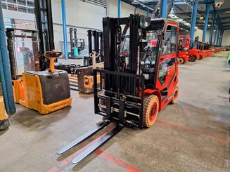 4-Rad Gabelstapler Hangcha XF25G-2