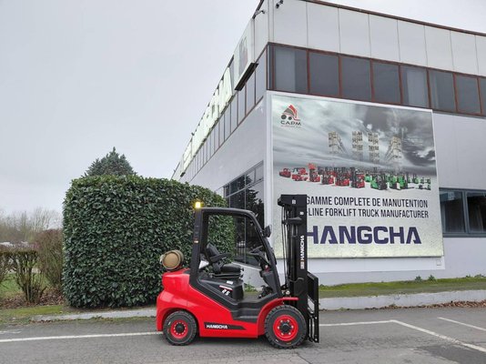 4-Rad Gabelstapler Hangcha XF25G-2 - 1