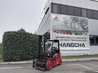 4-Rad Gabelstapler Hangcha XF25G-2