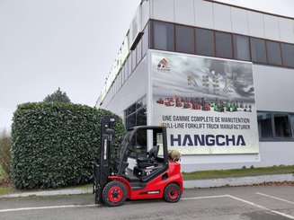 4-Rad Gabelstapler Hangcha XF25G-2