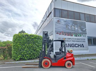 4-Rad Gabelstapler Hangcha XF35G-2