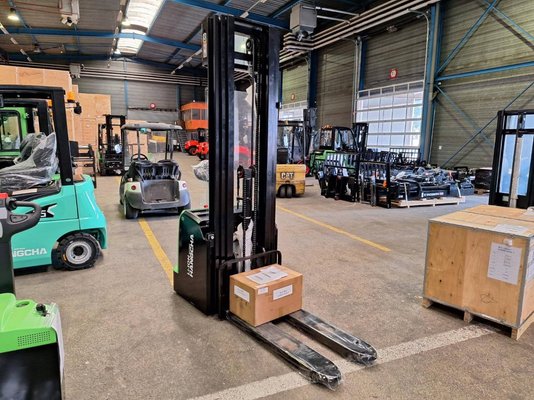 Hochhubwagen mit Deichsel Hangcha CDD16-AC2-I - 1