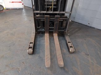 Hochhubwagen Crown SHR5540-1.6