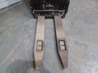Hochhubwagen Fahrerstand Caterpillar NSR16N