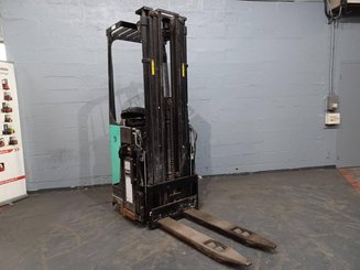 Hochhubwagen Fahrerstand Caterpillar NSR16N