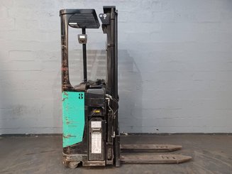 Hochhubwagen Fahrerstand Caterpillar NSR16N