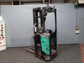 Hochhubwagen Fahrerstand Caterpillar NSR20N