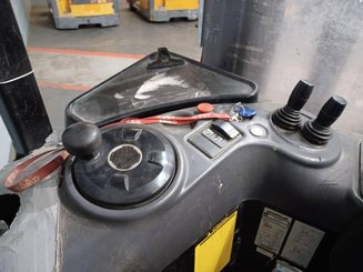 Hochhubwagen Fahrerstand Caterpillar NSR20N