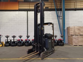Schubmaststapler Caterpillar NR14NH