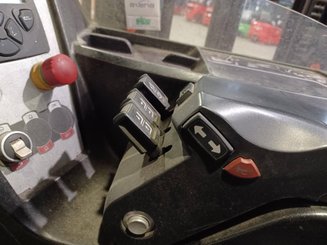 Schubmaststapler Caterpillar NR14NH