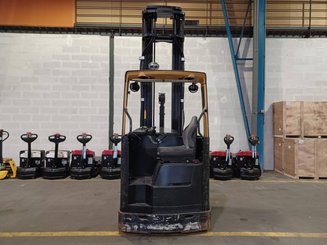 Schubmaststapler Caterpillar NR14NH