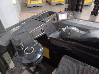 Schubmaststapler Caterpillar NR16N2