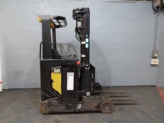 Schubmaststapler Caterpillar NR16N2