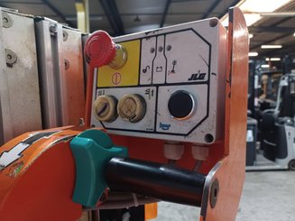 Senkrechtlift JLG TOUCAN DUO