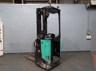 Hochhubwagen Fahrerstand Caterpillar NSR16N