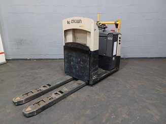 Niederhub-Kommissionierer Crown GPC3020