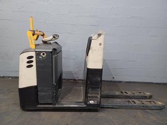 Niederhub-Kommissionierer Crown GPC3020