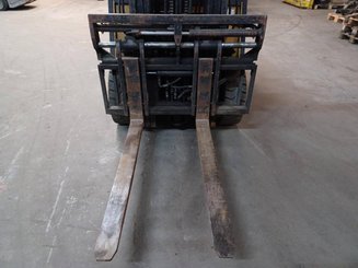 4-Rad Gabelstapler Caterpillar EP25K-PAC