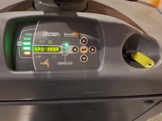 Niederhub-Kommissionierer Crown GPC3020