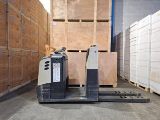 Niederhub-Kommissionierer Crown GPC3020