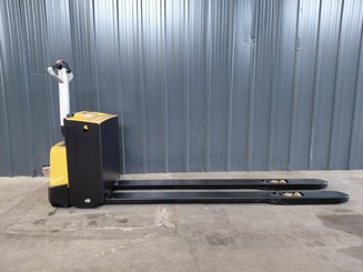 Niederhubwagen mit Deichsel Caterpillar NPP20N2