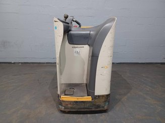 Niederhubwagen Fahrerstand Crown RT4020-2.0