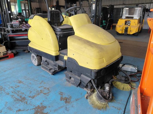 Scheuersaugmaschine Kärcher BD100/25 - 1