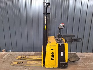 Hochhubwagen Yale MS12X