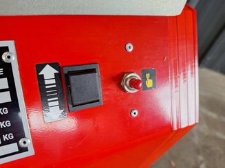 Schlepper STI PTA1 - 8