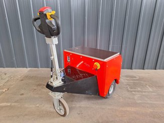 Schlepper STI PTA1