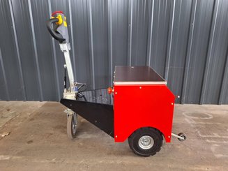 Schlepper STI PTA1