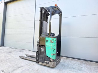 Hochhubwagen Fahrerstand Caterpillar NSR16N