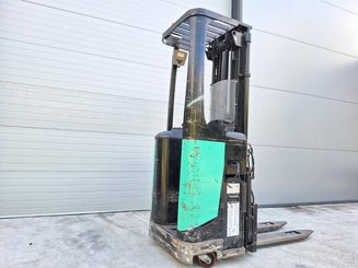 Hochhubwagen Fahrerstand Caterpillar NSR16N