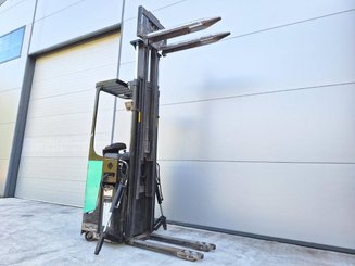 Hochhubwagen Fahrerstand Caterpillar NSR16N