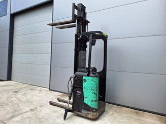 Hochhubwagen Fahrerstand Caterpillar NSR16N