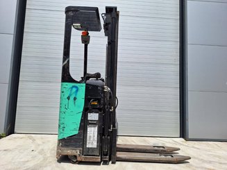 Hochhubwagen Fahrerstand Caterpillar NSR16N
