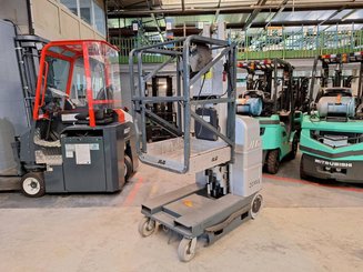 Senkrechtlift JLG 20MVL