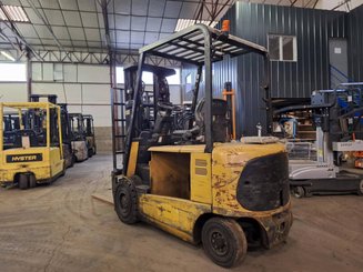 4-Rad Gabelstapler Caterpillar EP25K-PAC