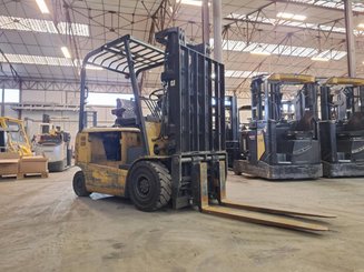 4-Rad Gabelstapler Caterpillar EP25K-PAC